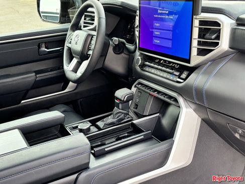 Certified 2025 Toyota Sequoia Platinum w/ TRD Off-Road Package AWD/4WD image 13