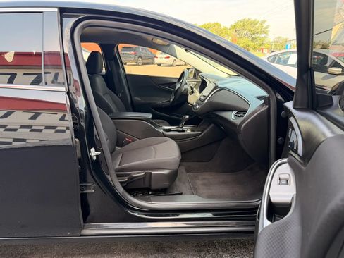 Used 2016 Chevrolet Malibu LT FWD image 30