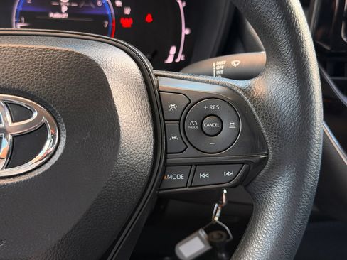 Used 2026 Toyota Corolla LE FWD image 29