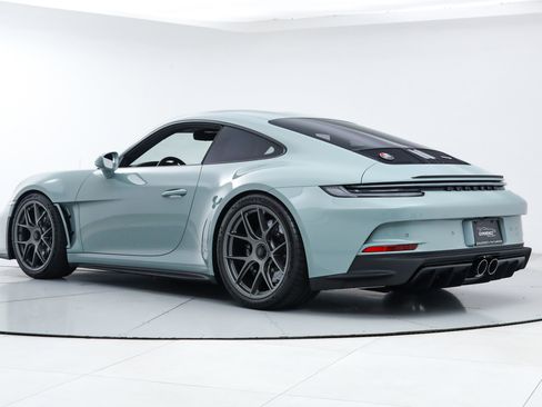 Used 2024 Porsche 911 GT3 RS RWD image 3