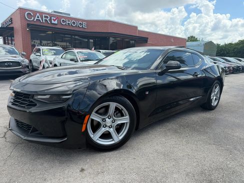 Used 2023 Chevrolet Camaro LT RWD image 1