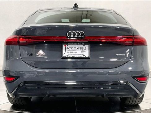 Used 2025 Audi A6 e-tron Premium Plus w/ Premium Plus AWD/4WD image 4