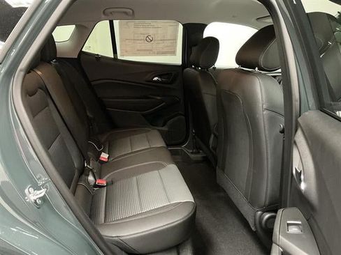 New 2026 Chevrolet Trax LT w/ Driver Confidence Package FWD image 27