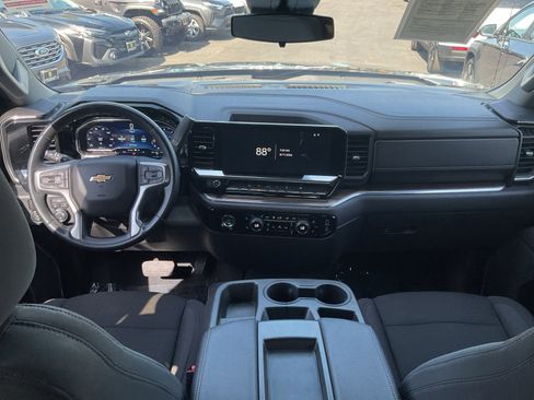 Used 2023 Chevrolet Silverado 1500 LT RWD image 17