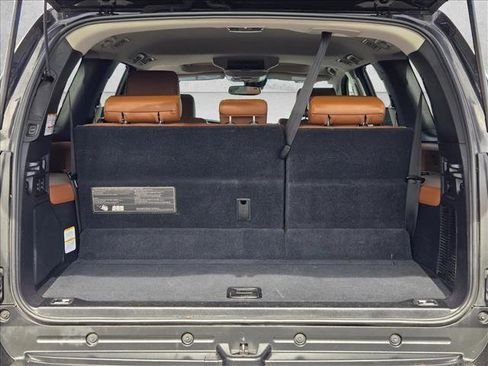 Used 2020 Toyota Sequoia Platinum image 6