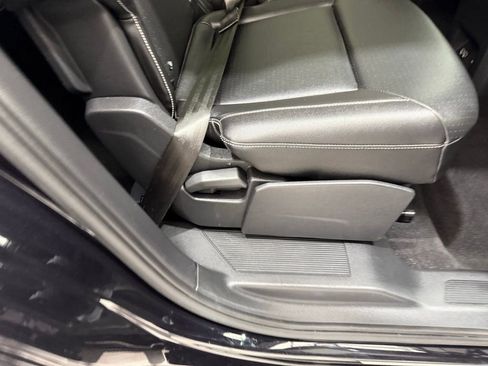 Used 2021 Volkswagen Atlas SE image 23