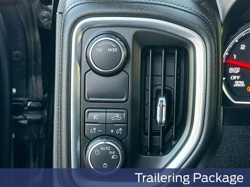 Used 2020 Chevrolet Silverado 1500 RST w/ Texas Edition image 15