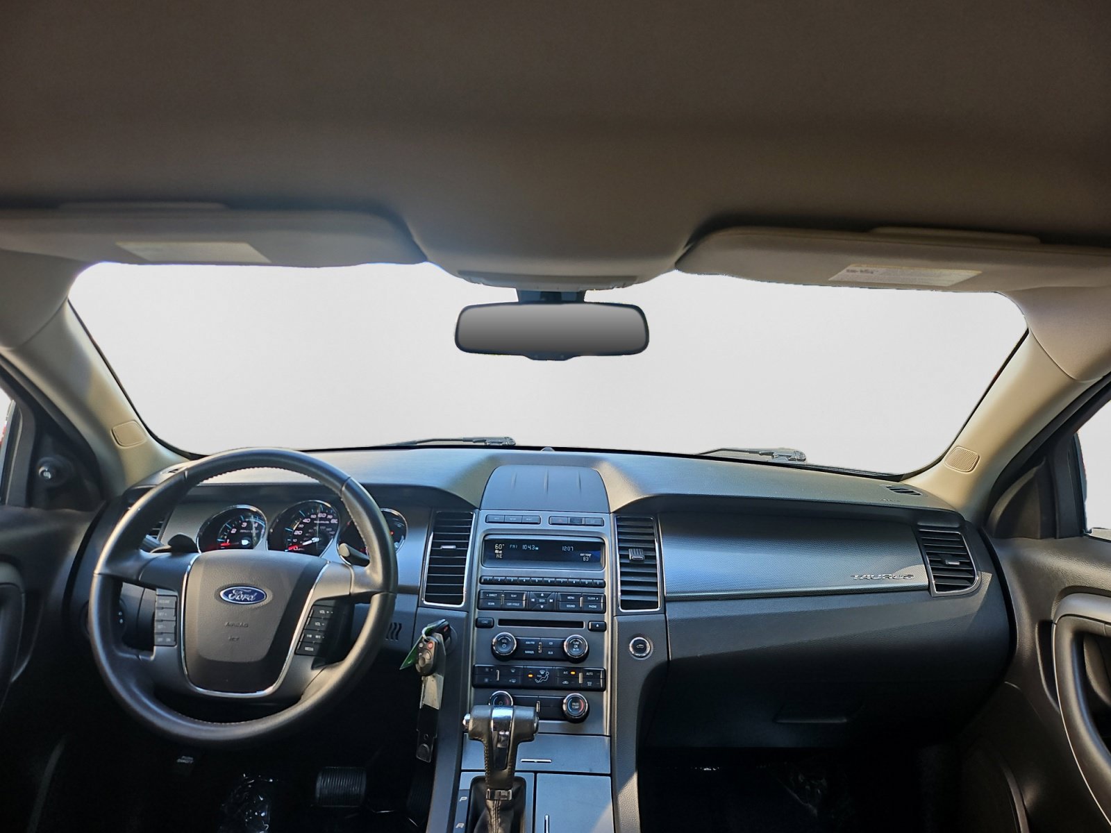 Used 2011 Ford Taurus SEL FWD image 35