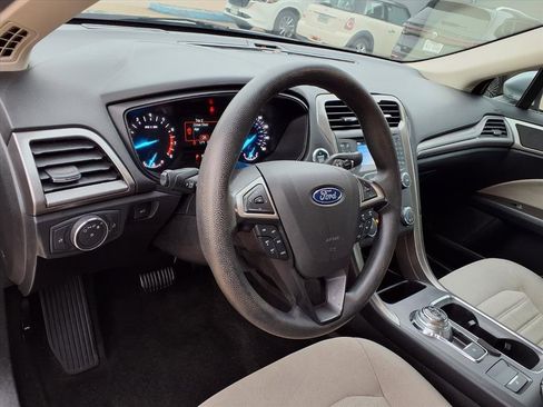 Used 2020 Ford Fusion S image 10