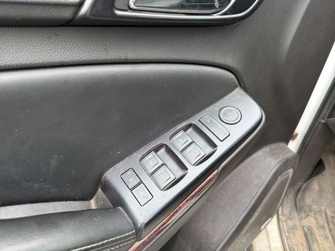 Used 2015 GMC Yukon XL SLE w/ Convenience Package AWD/4WD image 14