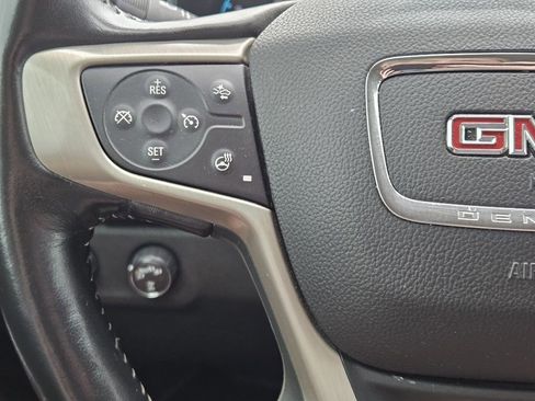 Used 2018 GMC Canyon Denali image 33