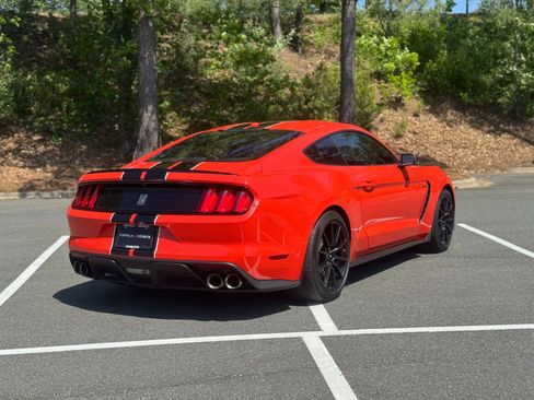 Used 2016 Ford Mustang Shelby GT350 w/ Technology Package RWD image 12