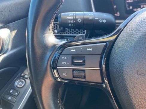 Used 2023 Honda Civic Touring image 14