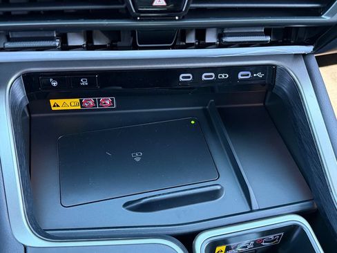 New 2026 Lexus TX 500h AWD image 21