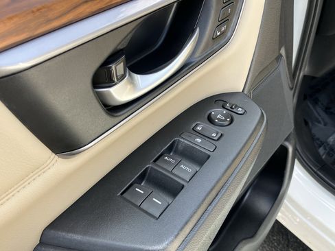 Used 2017 Honda CR-V EX-L image 15