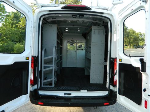 Used 2019 Ford Transit 250 148 Medium Roof RWD image 10