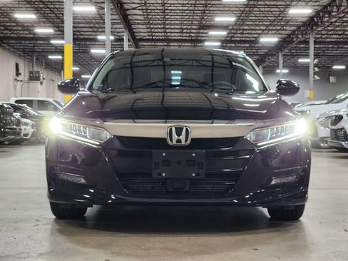 Used 2018 Honda Accord EX image 2