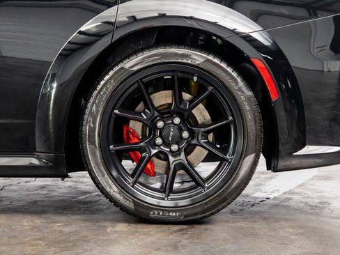 Used 2022 Dodge Charger SRT Hellcat RWD image 12
