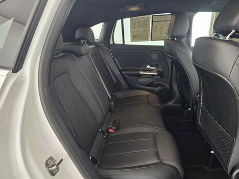Used 2026 Mercedes-Benz GLA 250 image 12