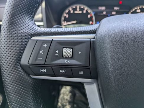Used 2024 Mitsubishi Outlander SE Black Edition FWD image 22