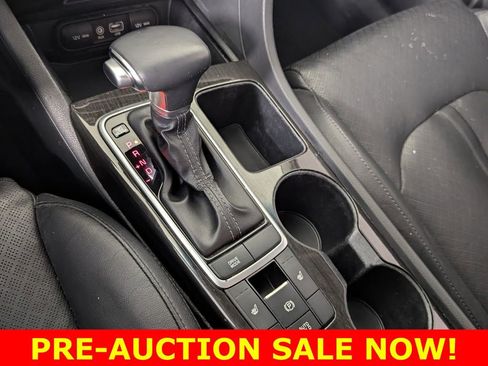 Used 2019 Kia Optima EX image 21