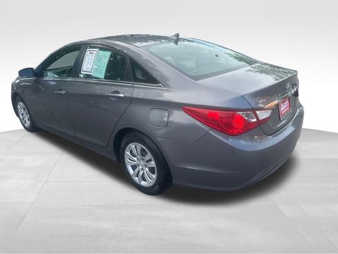 Used 2011 Hyundai Sonata GLS FWD image 9