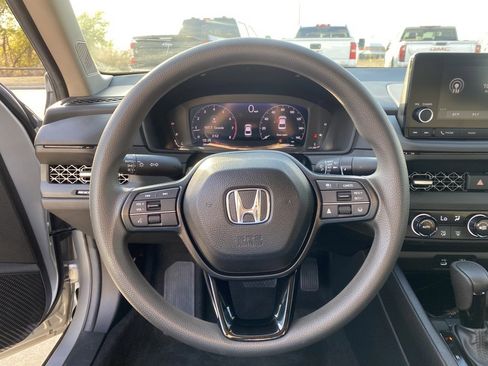 Used 2024 Honda Accord EX image 15