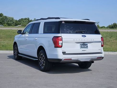 Used 2023 Ford Expedition Max XLT AWD/4WD image 5