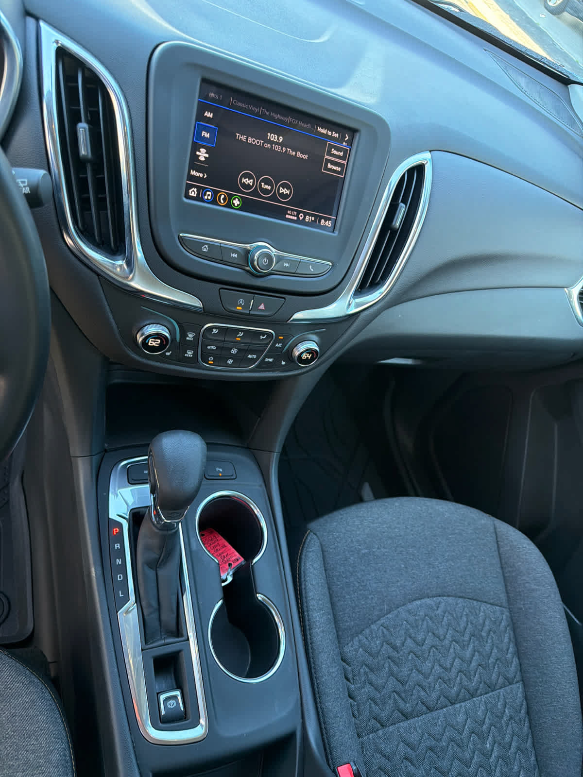 Used 2024 Chevrolet Equinox LT w/ LPO, Floor Liner Package AWD/4WD image 13