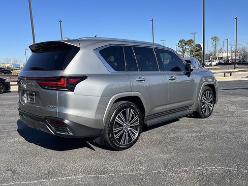 Used 2023 Lexus LX 600 4WD w/ Accessory Package (Z1) image 3