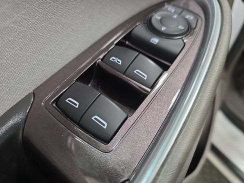 Used 2021 Chevrolet Malibu LT FWD image 26
