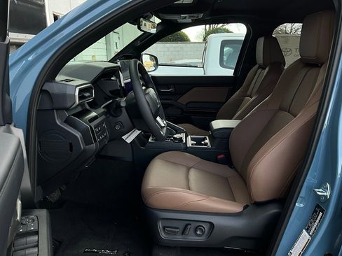 New 2026 Toyota 4Runner Limited image 10