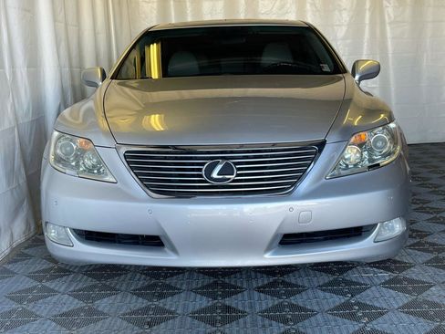 Used 2009 Lexus LS 460 RWD image 2