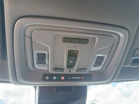 New 2026 GMC Sierra 1500 SLT w/ SLT Convenience Package AWD/4WD image 33