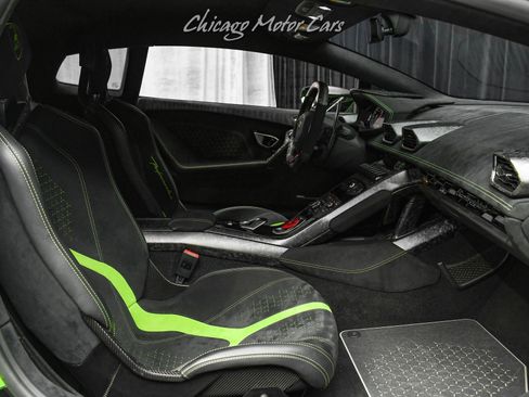 Used 2018 Lamborghini Huracan Performante image 20
