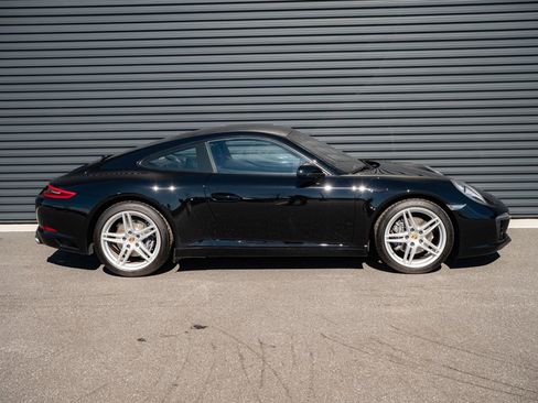 Used 2019 Porsche 911 Carrera image 21