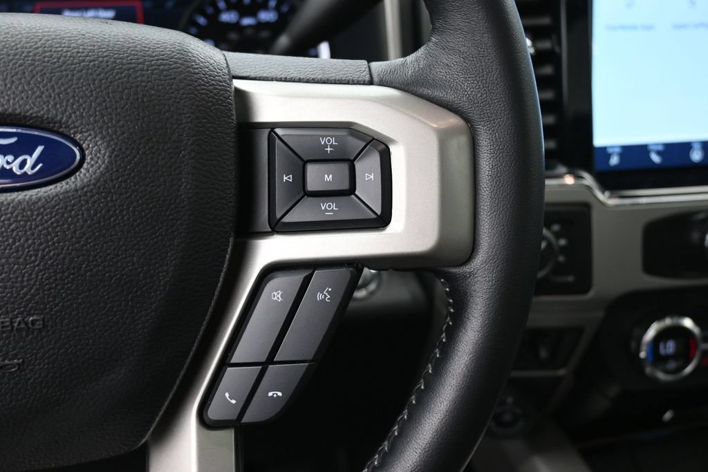 Used 2022 Ford F250 Lariat w/ Lariat Ultimate Package AWD/4WD image 6