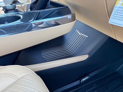 New 2026 Cadillac Escalade IQ Luxury 2 w/ LPO, Floor Liner Package image 59