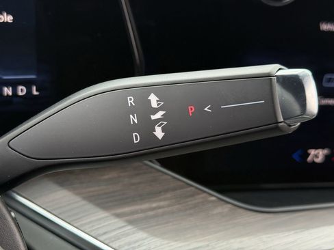 New 2026 Chevrolet Suburban LT w/ Comfort Package image 17