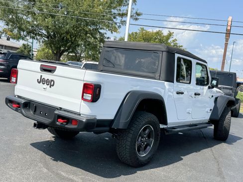 Used 2022 Jeep Gladiator Rubicon w/ Cold Weather Group image 3