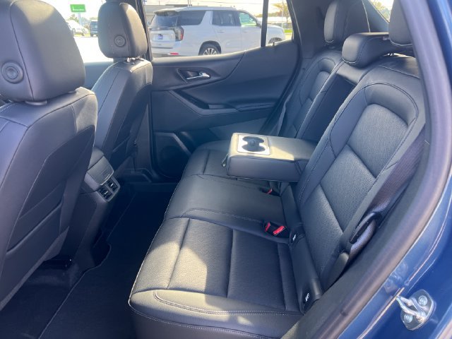 Used 2025 Chevrolet Equinox LT w/ Safety and Technology Package FWD image 14