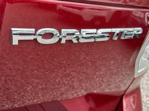 Used 2018 Subaru Forester 2.5i Premium w/ All-Weather Package AWD/4WD image 25