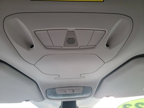Used 2023 Ford Transit Connect XLT FWD image 22