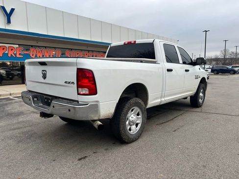 Used 2017 RAM 2500 Tradesman w/ Chrome Appearance Group AWD/4WD image 4