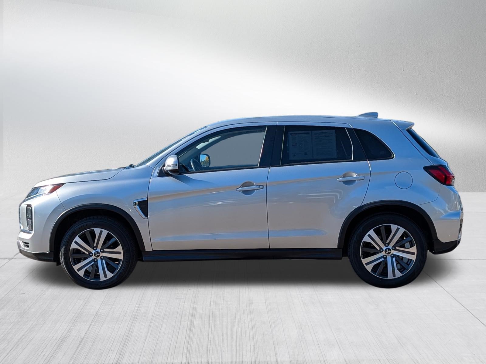 Used 2024 Mitsubishi Outlander Sport SE AWD/4WD image 4