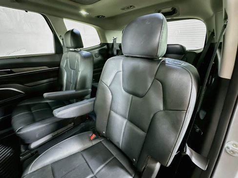 Used 2022 Kia Telluride SX w/ Nightfall Edition Package AWD/4WD image 25