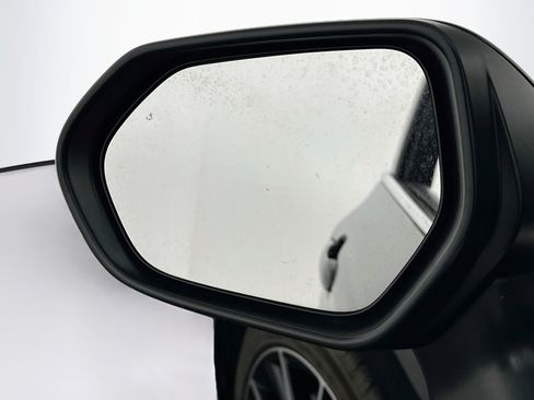 Used 2023 Toyota Camry SE FWD image 16