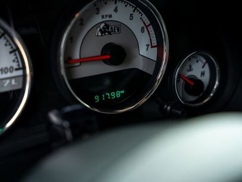 Used 2017 Jeep Wrangler Unlimited Rubicon w/ Connectivity Group AWD/4WD image 30