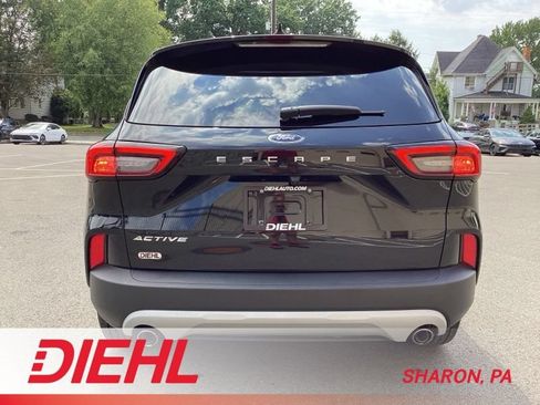 Used 2023 Ford Escape Active w/ Cold Weather Package FWD image 7