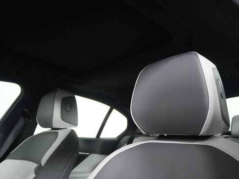 New 2026 BMW i5 eDrive40 w/ M Sport Package image 11